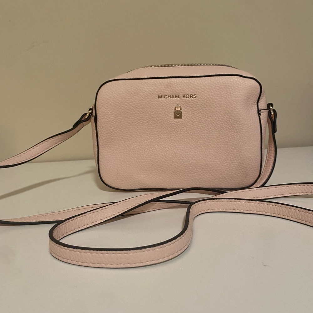 Michael Kors Hello Gorgeous- blush pink crossbody bag